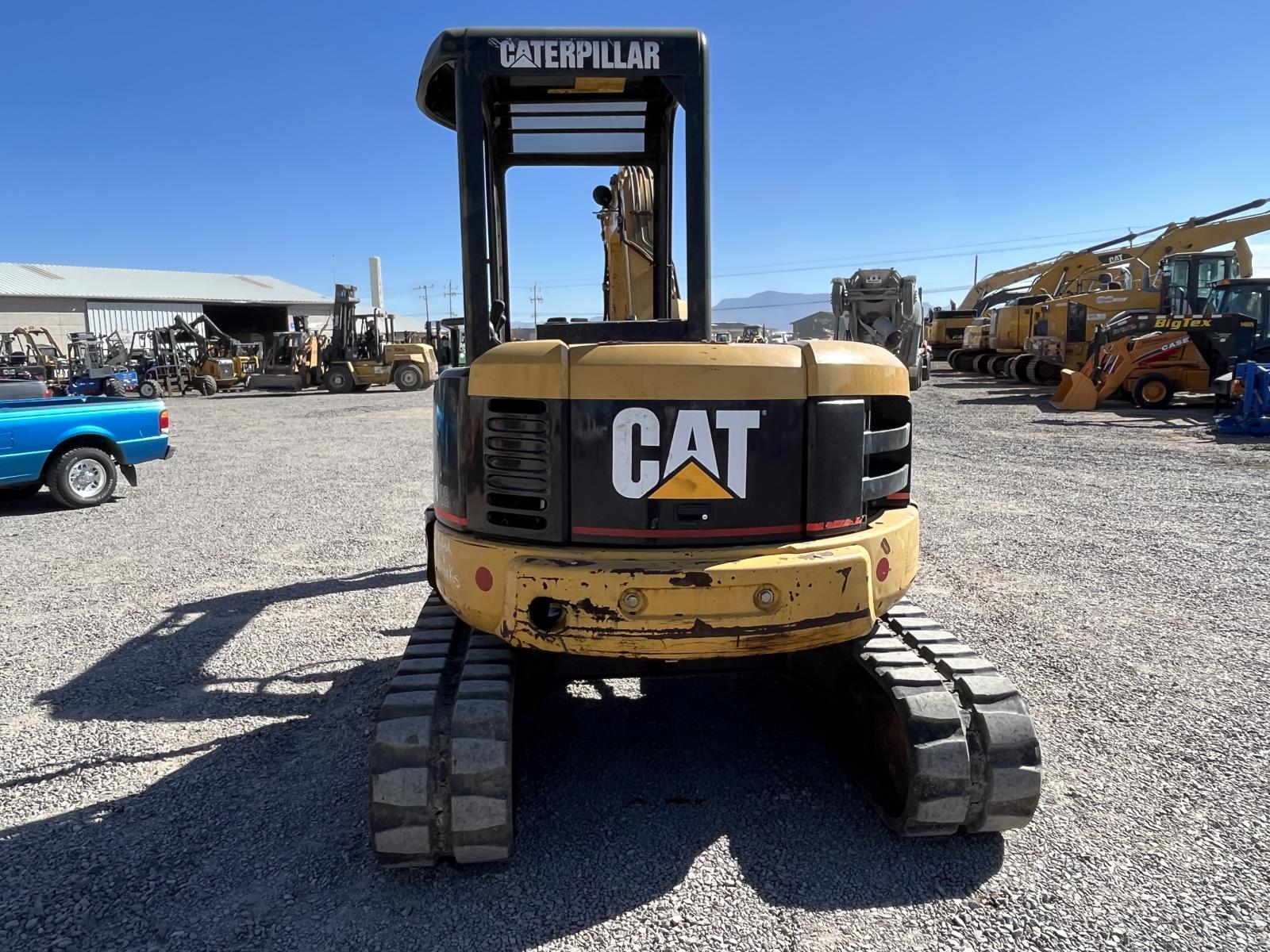 ./imagenes/INVOICE/2019/16474/MINIEXCAVADORA CATERPILLAR 304 (15).JPG